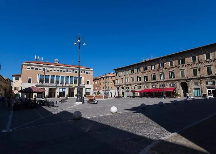 Ducale Home In Piazza Del Popolo A Pesaro