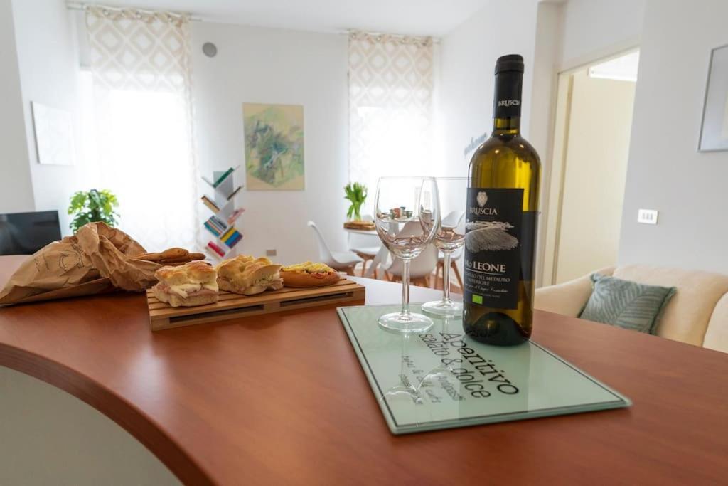 Apartment Ducale In Piazza Del Popolo A *